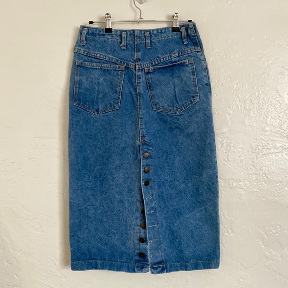 midi denim skirt with slit back detail - Picture 3 of 3